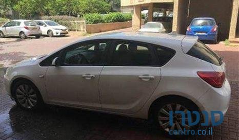 2011' Opel Astra אופל אסטרה photo #1