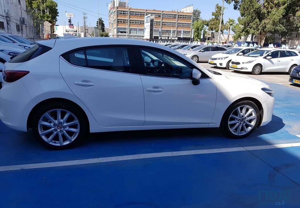 2017' Mazda 3 מאזדה photo #1