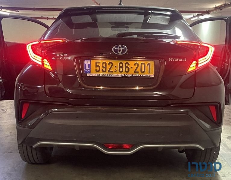 2019' Toyota C-Hr טויוטה photo #3