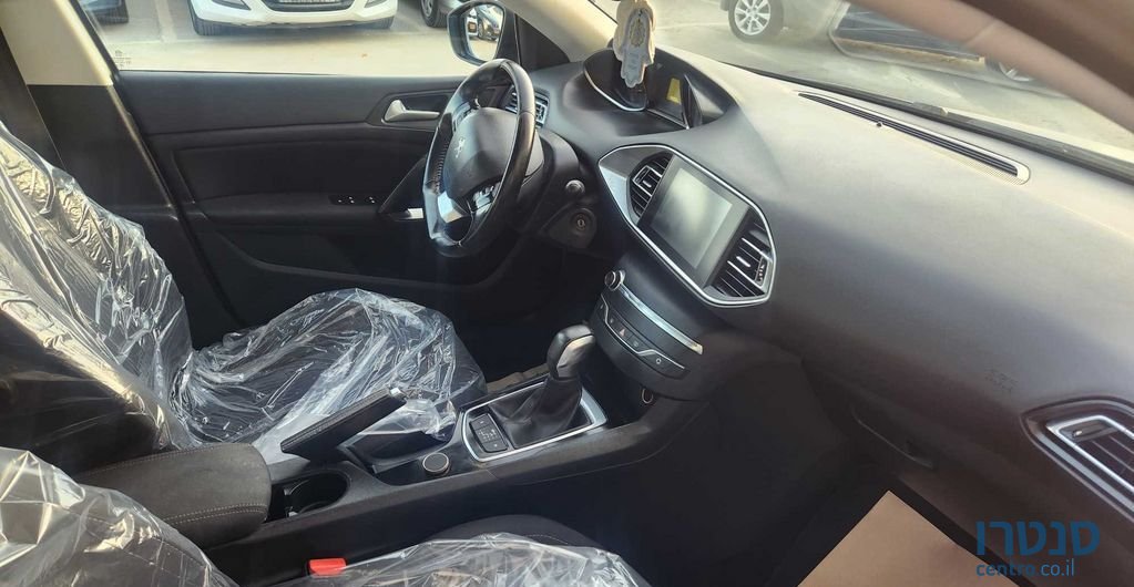 2017' Peugeot 308 פיג'ו photo #5