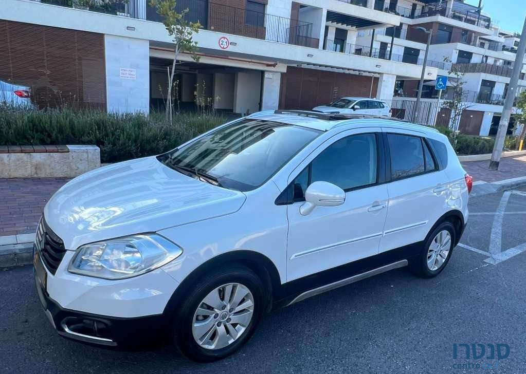 2014' Suzuki SX4 סוזוקי קרוסאובר photo #1