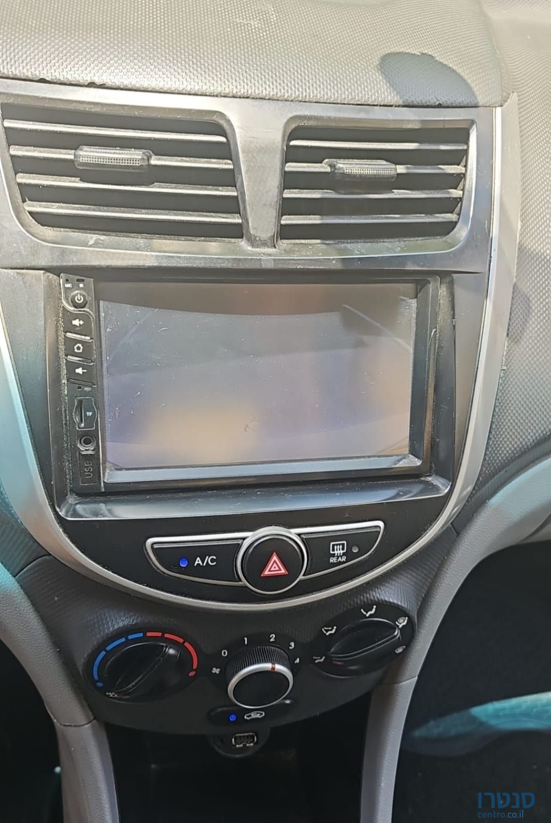 2013' Hyundai i25 יונדאי photo #1