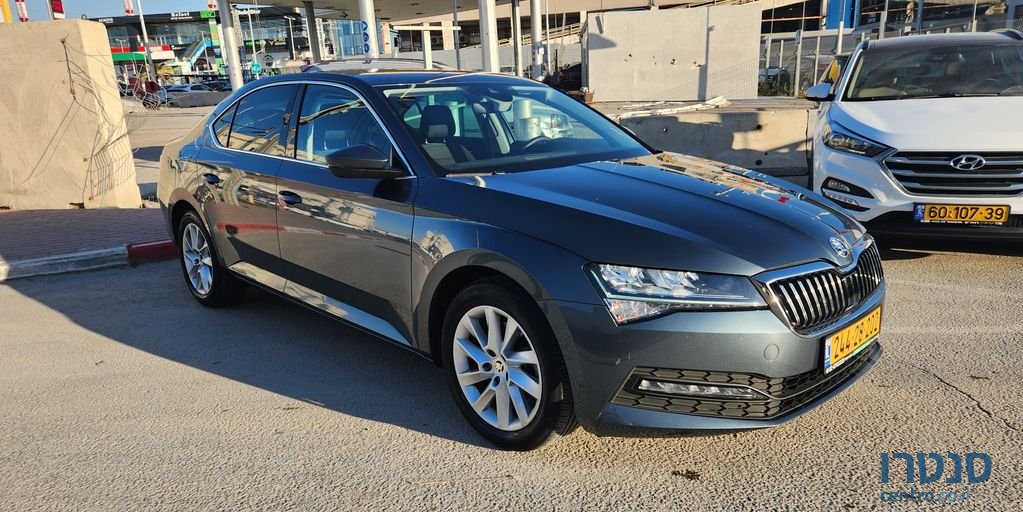 2020' Skoda Superb סקודה סופרב photo #3