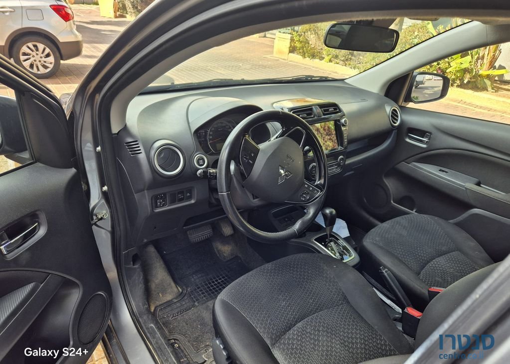 2020' Mitsubishi Attrage מיצובישי אטראז' photo #2