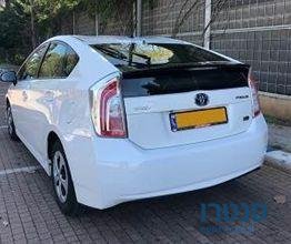 2012' Toyota Prius טויוטה פריוס photo #2