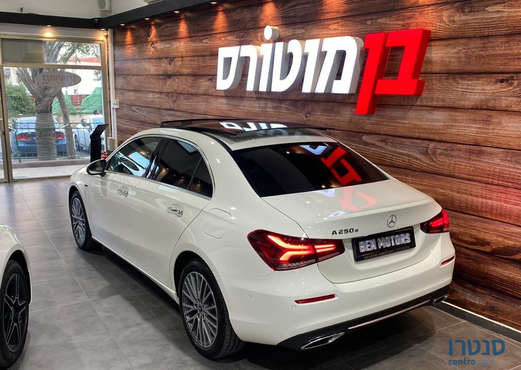 2021' Mercedes-Benz A-Class מרצדס photo #4