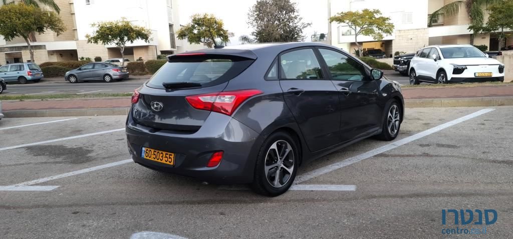 2017' Hyundai i30 יונדאי photo #2