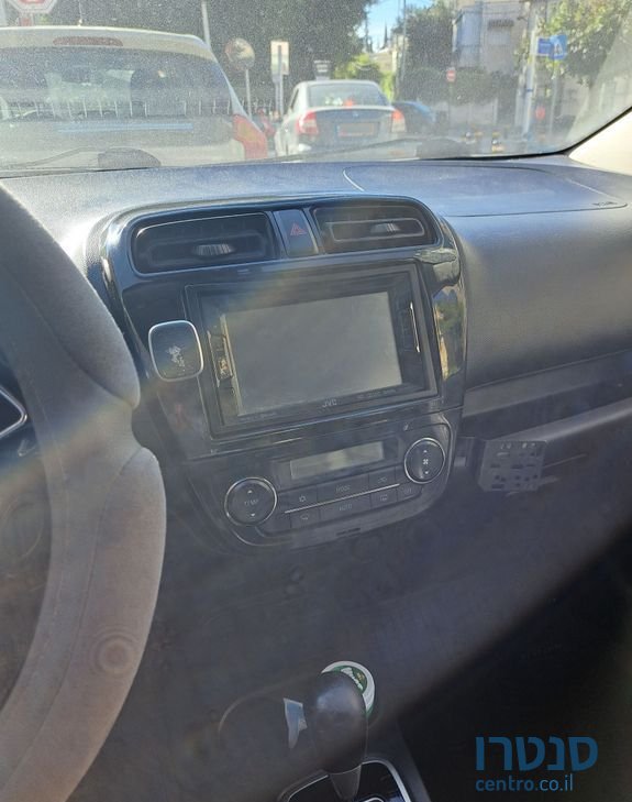 2016' Mitsubishi Attrage מיצובישי אטראז' photo #5