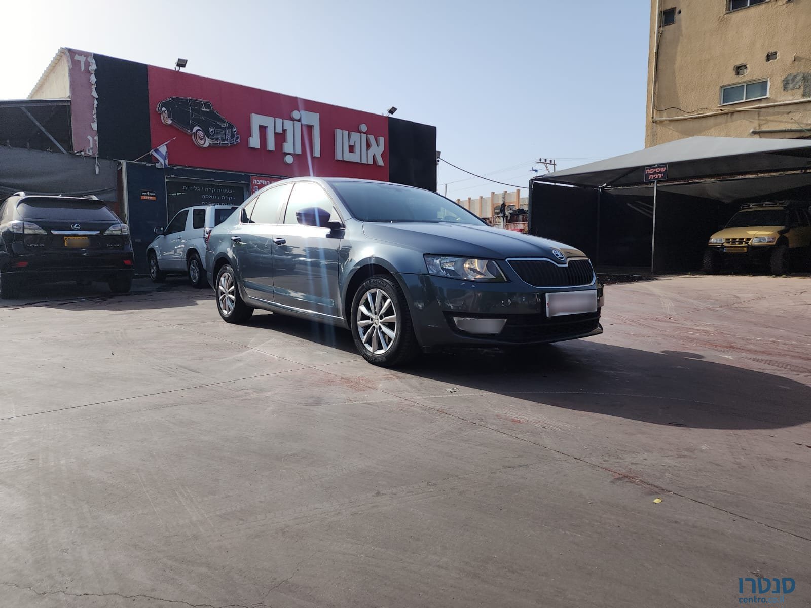 2016' Skoda Octavia photo #5