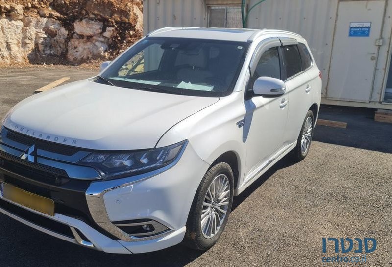 2019' Mitsubishi Outlander מיצובישי אאוטלנדר photo #1