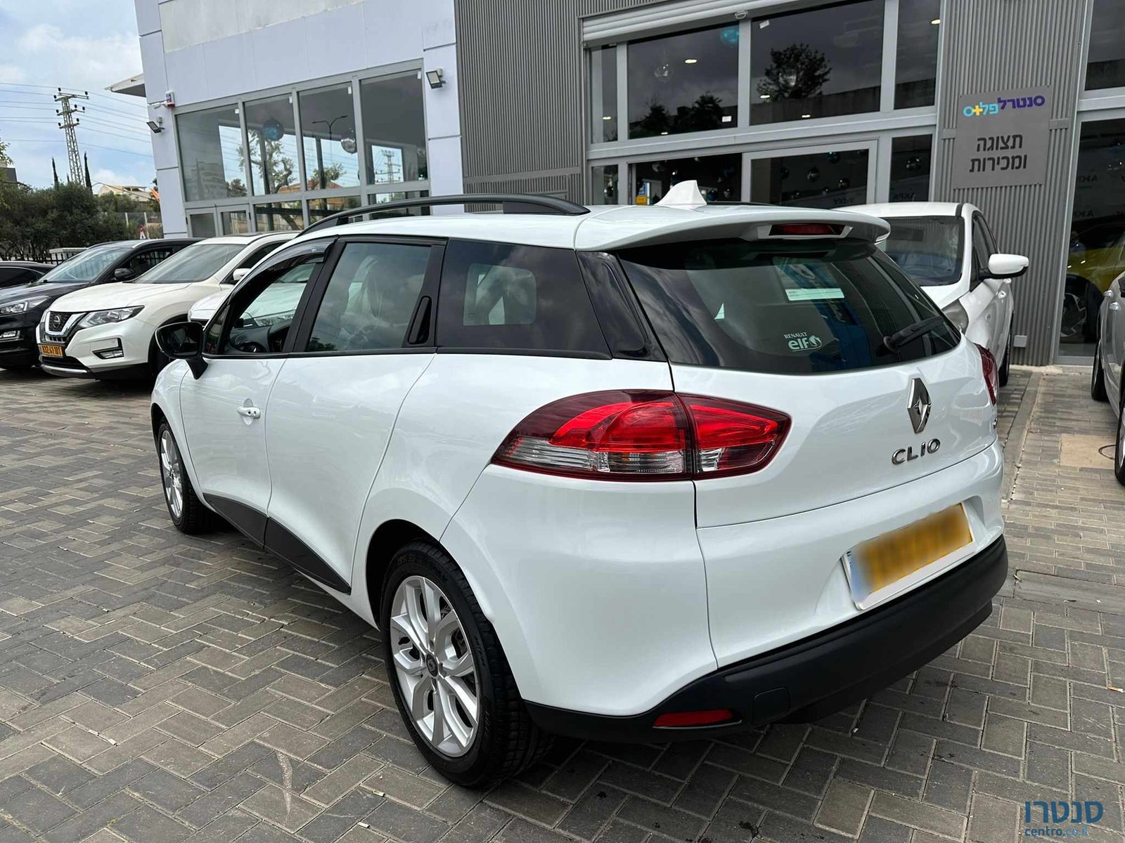 2017' Renault Clio photo #3