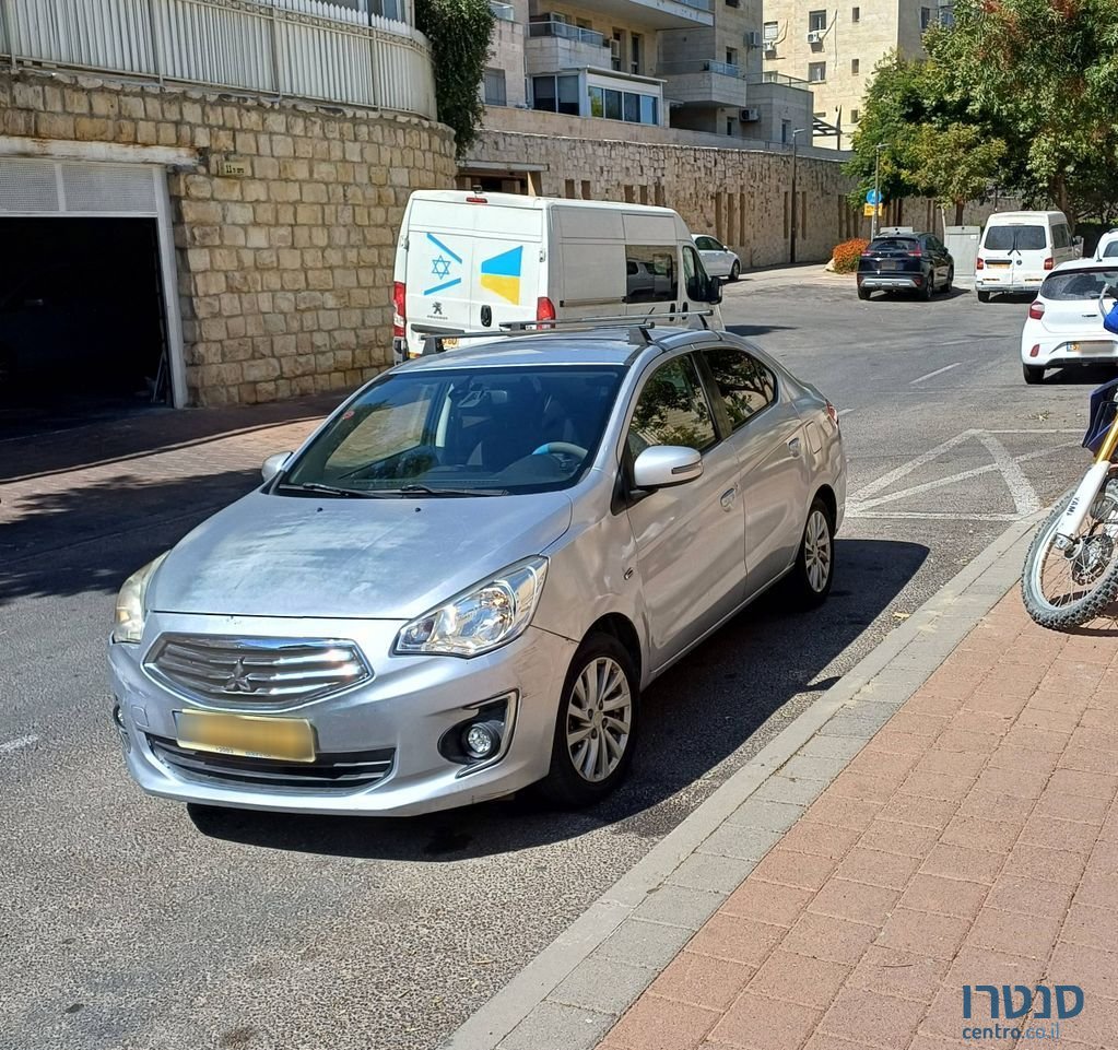 2015' Mitsubishi Attrage מיצובישי אטראז' photo #4