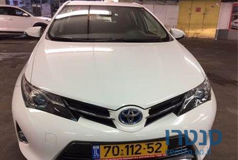 2014' Toyota Auris טויוטה אוריס photo #3