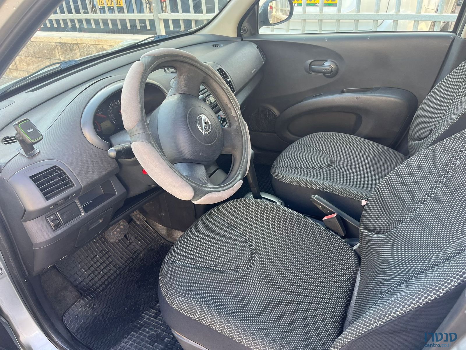 2011' Nissan Micra photo #4