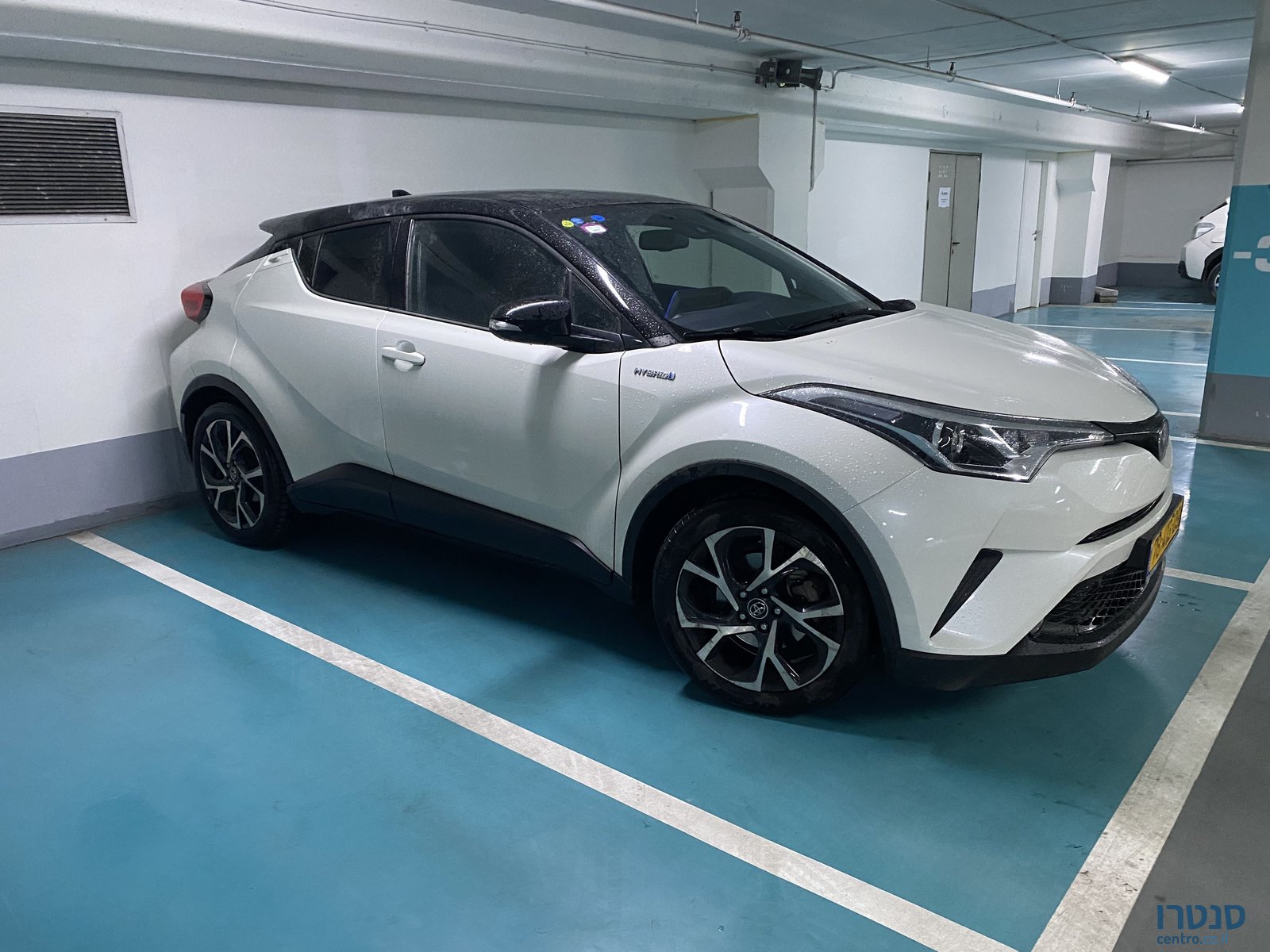 2017' Toyota C-HR טויוטה photo #2