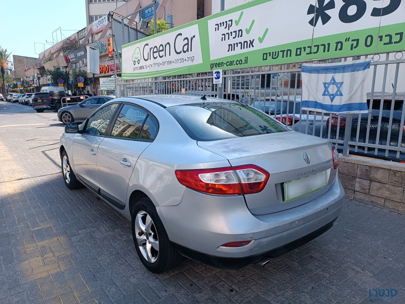 2013' Renault Fluence photo #3
