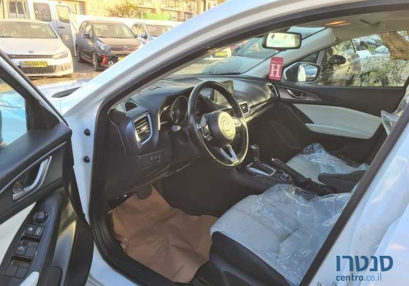 2017' Mazda 3 מאזדה photo #3