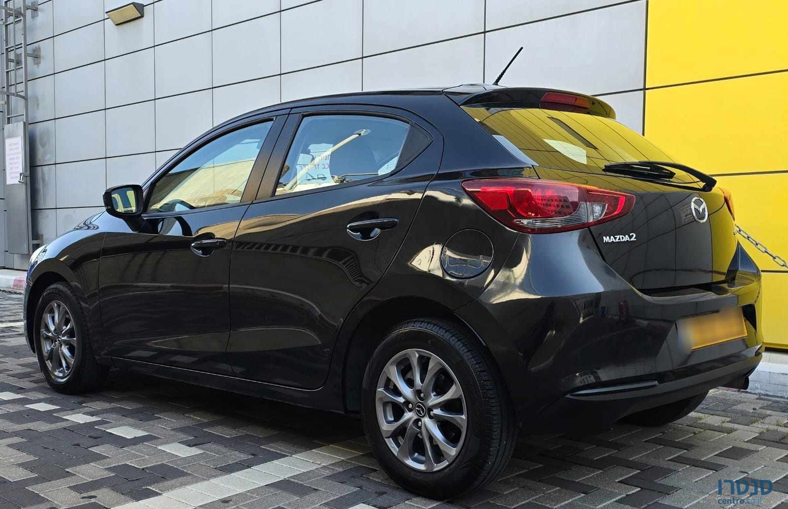 2023' Mazda 2 photo #3