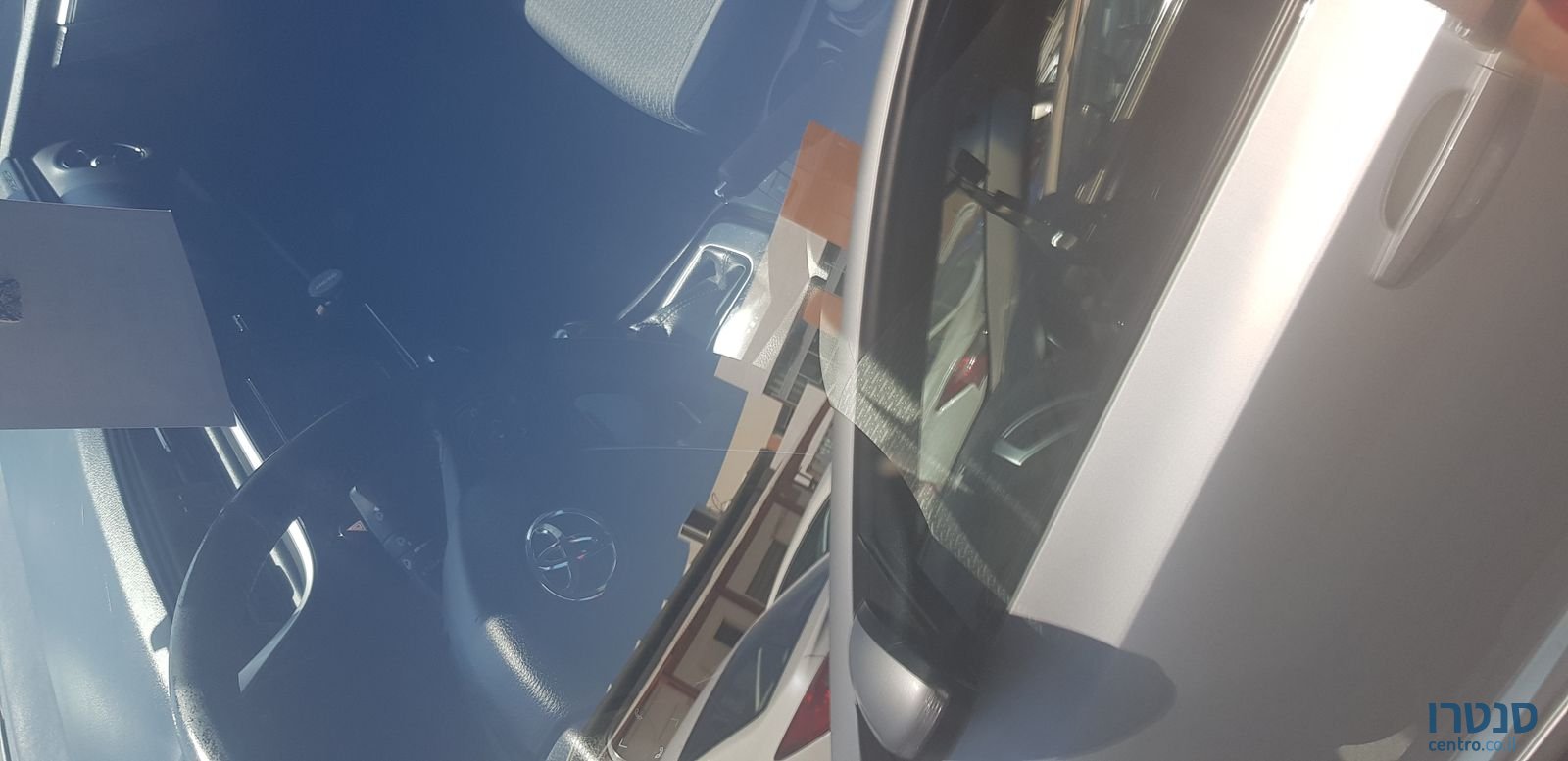 2016' Toyota Corolla photo #2