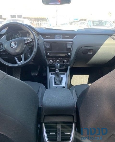 2019' Skoda Octavia סקודה אוקטביה photo #6