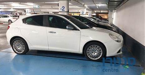 2012' Alfa Romeo Giulietta אלפא רומאו ג'ולייטה photo #1