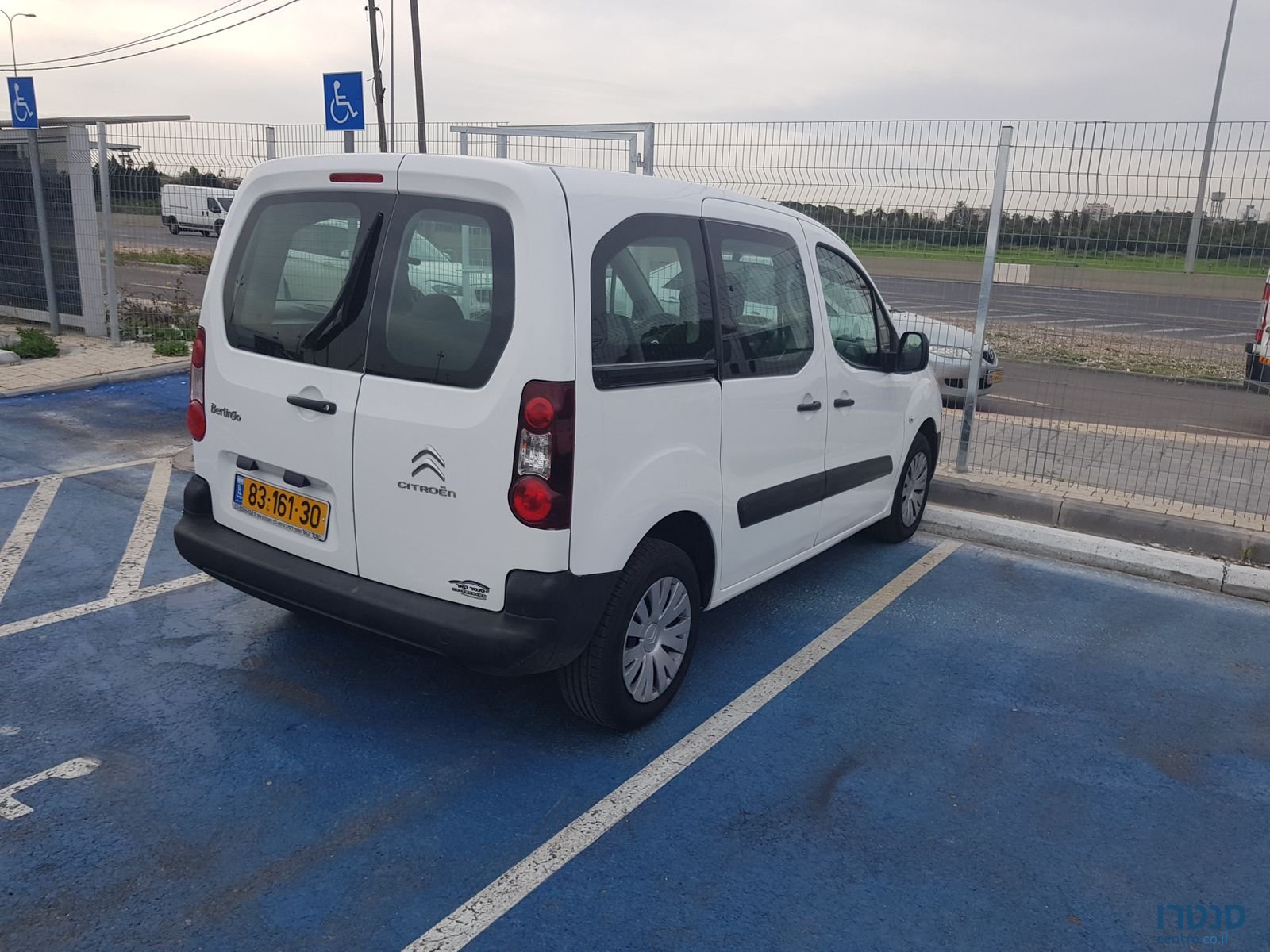 2015' Citroen Berlingo photo #1