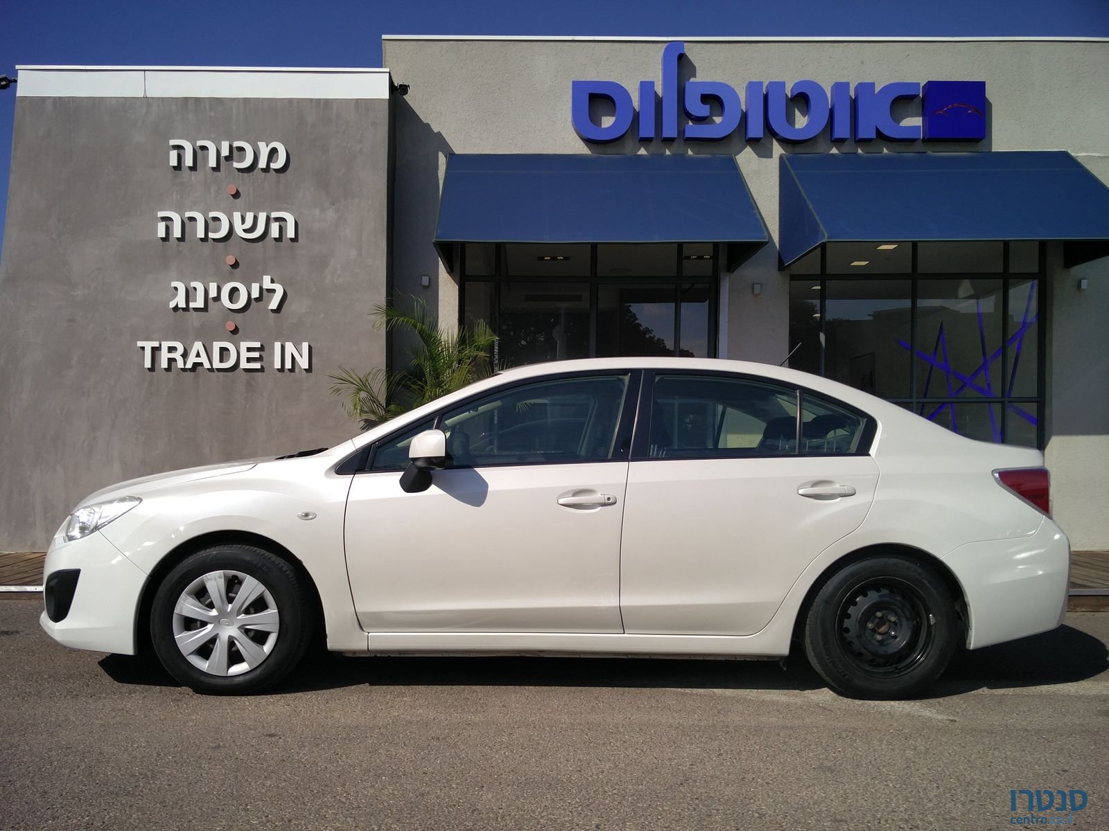 2013' Subaru Impreza photo #2