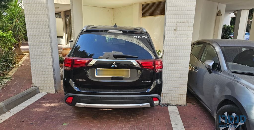 2016' Mitsubishi Outlander מיצובישי אאוטלנדר photo #4