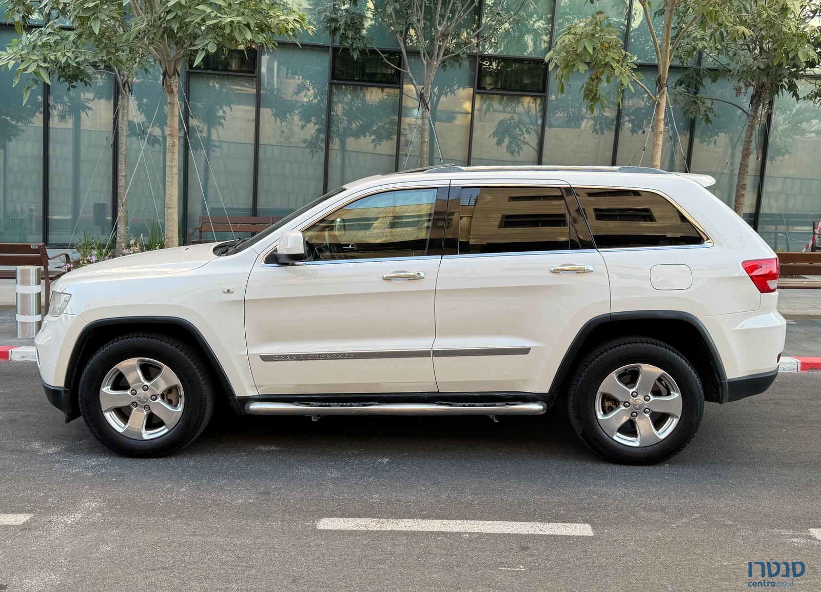 2012' Jeep Grand Cherokee ג'יפ גרנד צ'ירוקי photo #6