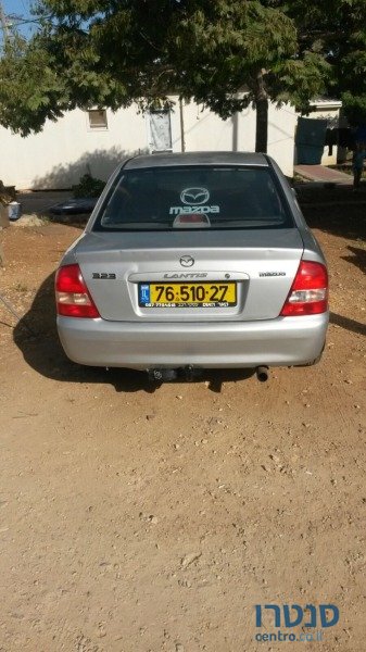 2000' Mazda 323 photo #2