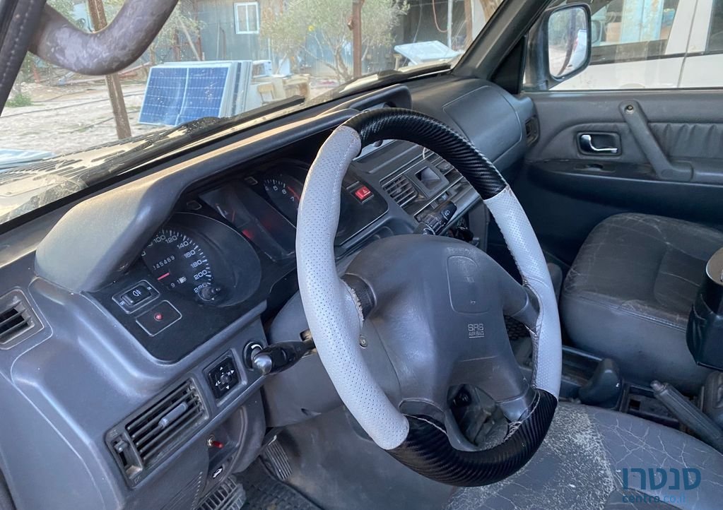 2000' Mitsubishi Pajero מיצובישי פג'רו photo #2