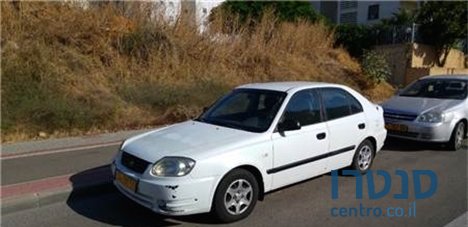 2004' Hyundai Accent photo #1