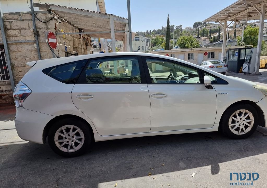 2015' Toyota Prius טויוטה פריוס photo #4