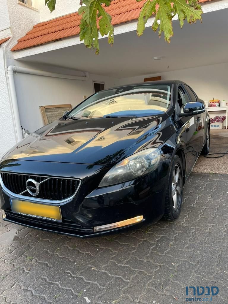 2017' Volvo V40 וולוו photo #2