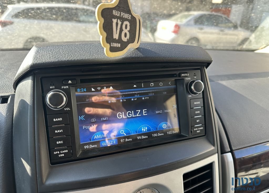 2010' Chrysler Grand Voyager קרייזלר גראנד וויאג'ר photo #3