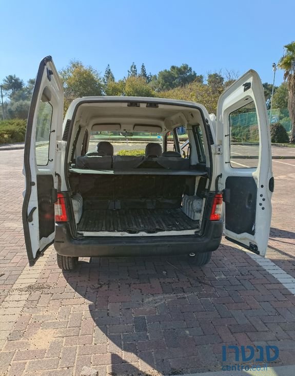 2011' Peugeot Partner פיג'ו פרטנר photo #2