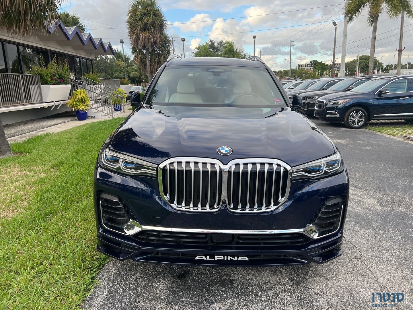 2022' BMW X7 photo #1