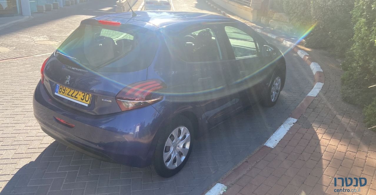 2016' Peugeot 208 פיג'ו photo #2