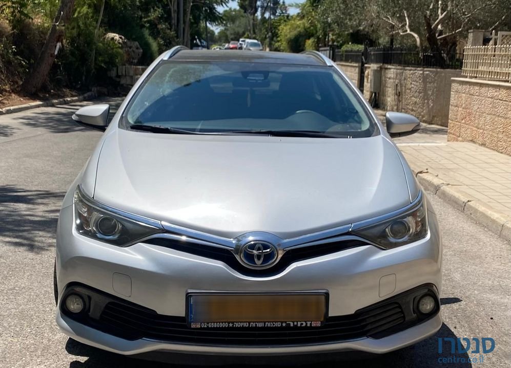 2017' Toyota Auris טויוטה אוריס photo #5