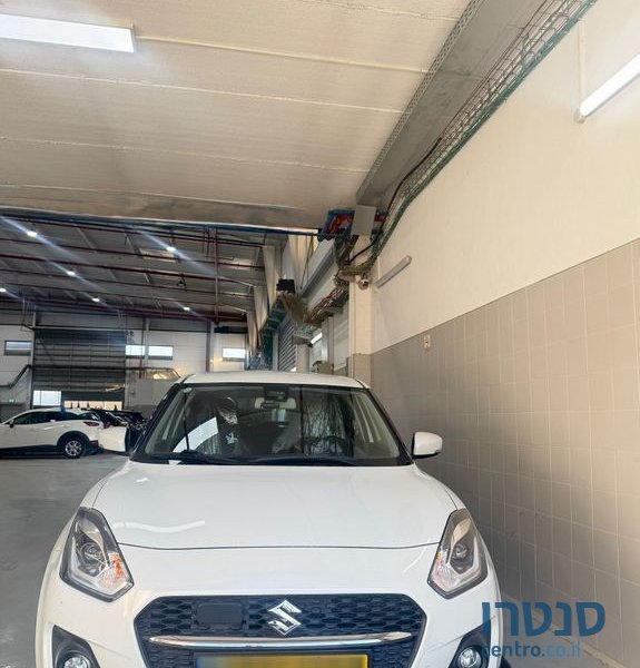 2021' Suzuki Swift סוזוקי סוויפט photo #2