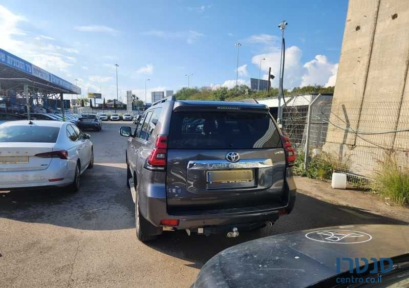 2020' Toyota Land Cruiser טויוטה לנד קרוזר photo #3