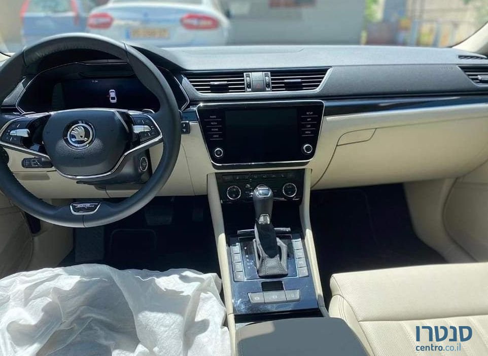 2022' Skoda Superb סקודה סופרב photo #1