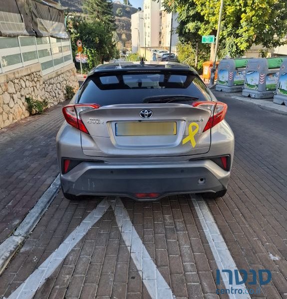 2017' Toyota C-HR טויוטה photo #2