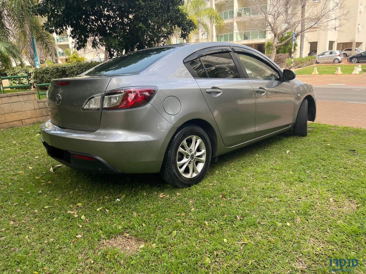 2012' Mazda 3 photo #2