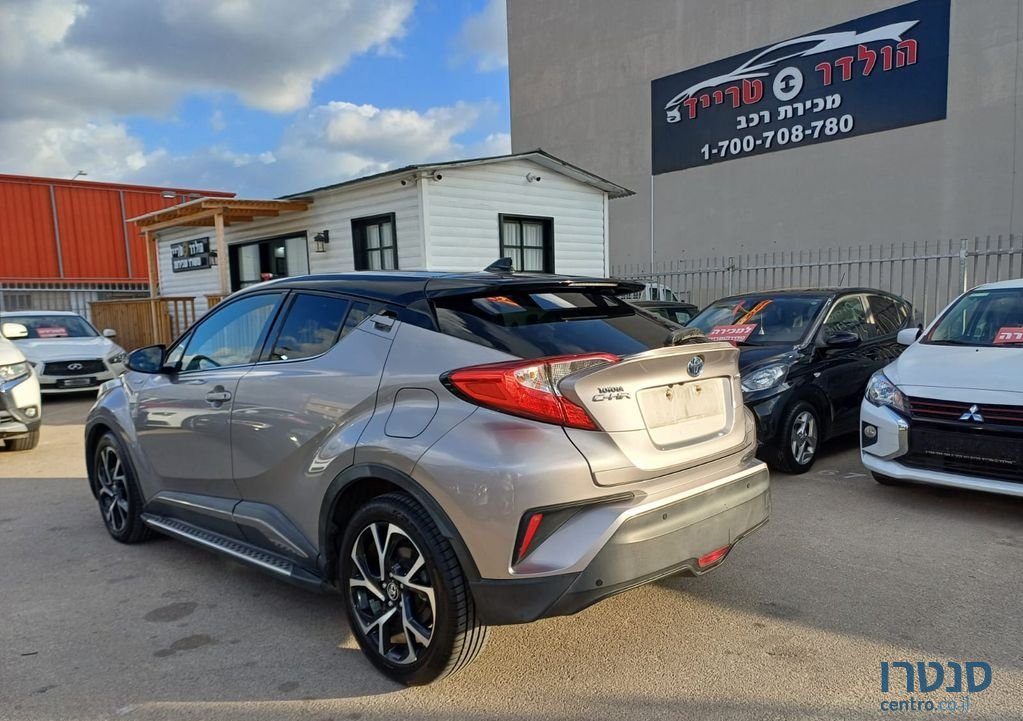 2017' Toyota C-HR טויוטה photo #4