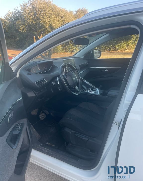 2020' Peugeot 3008 פיג'ו photo #3