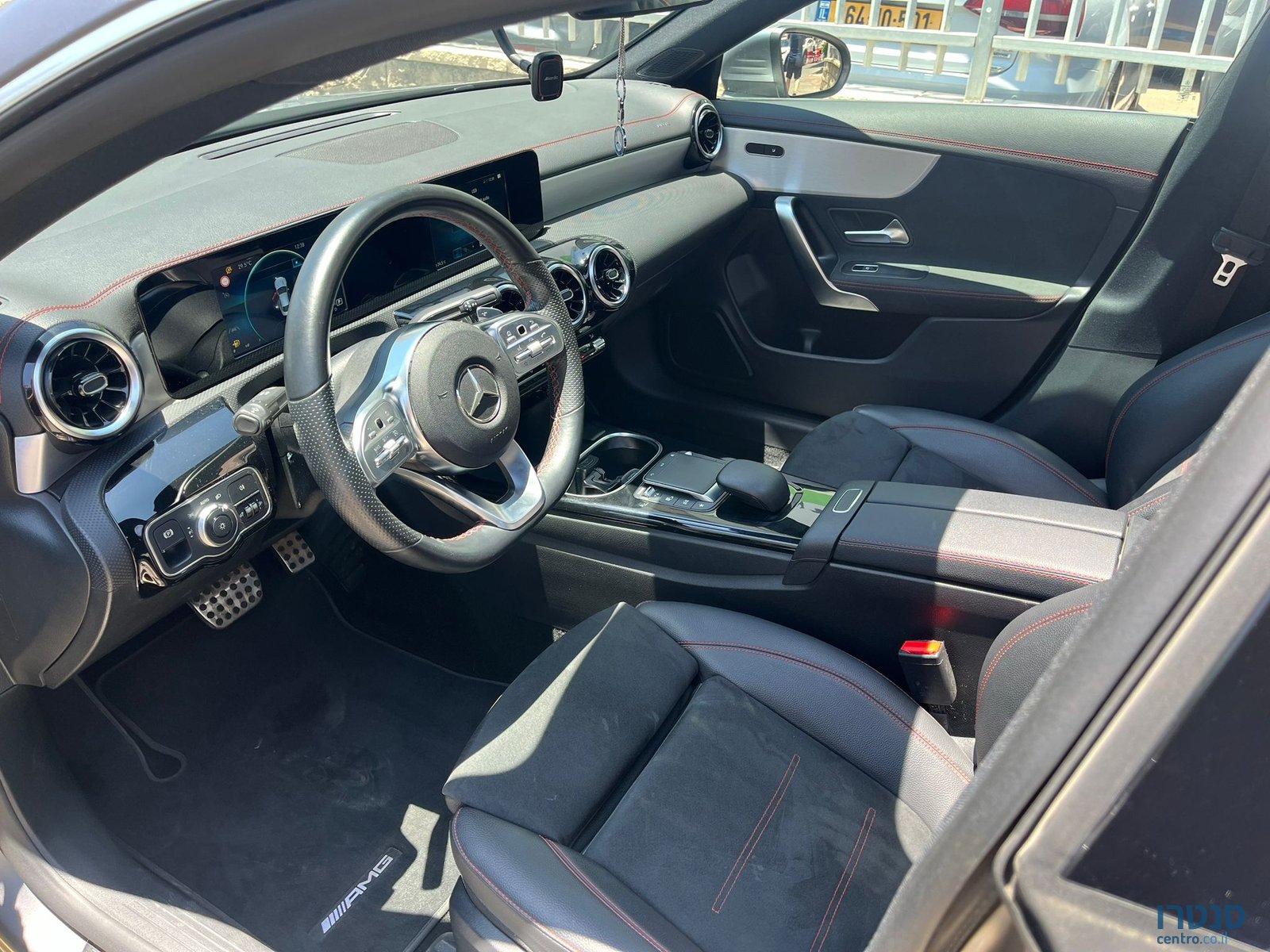 2021' Mercedes-Benz CLA 200 photo #2