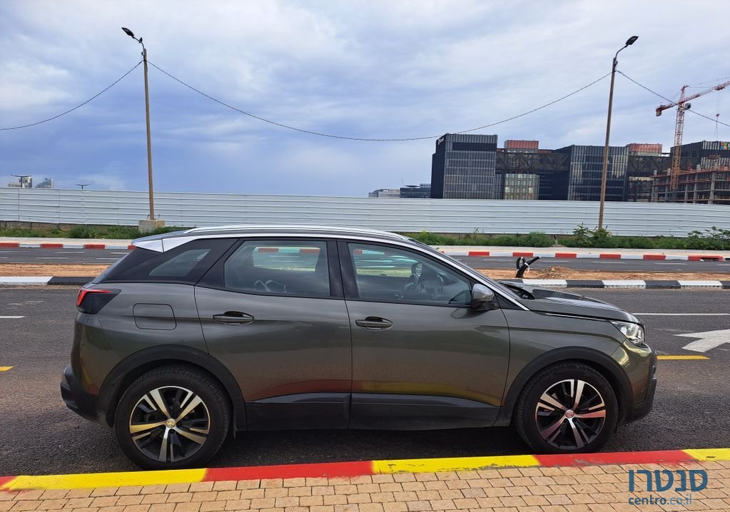 2019' Peugeot 3008 פיג'ו photo #3