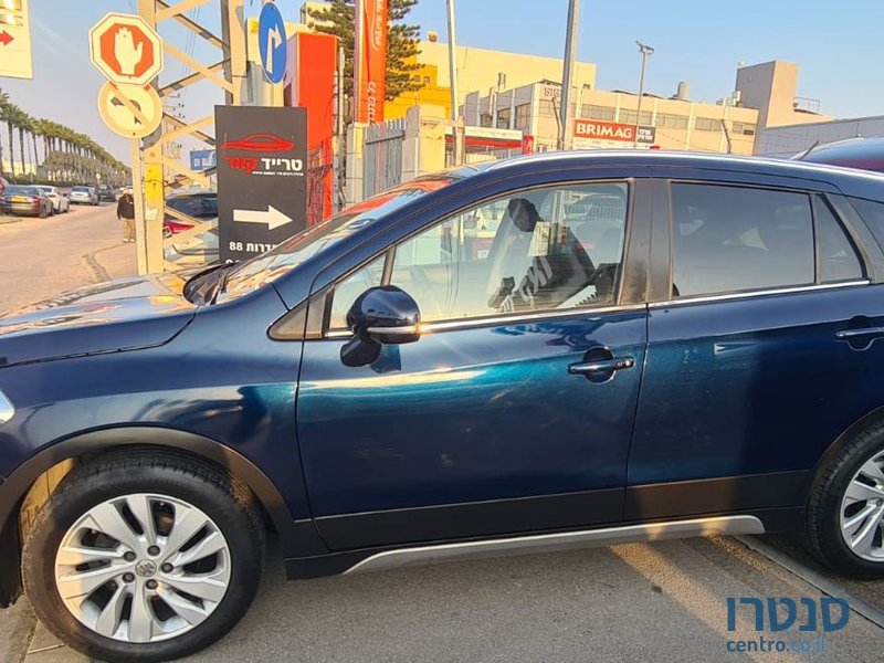 2019' Suzuki SX4 סוזוקי קרוסאובר photo #1