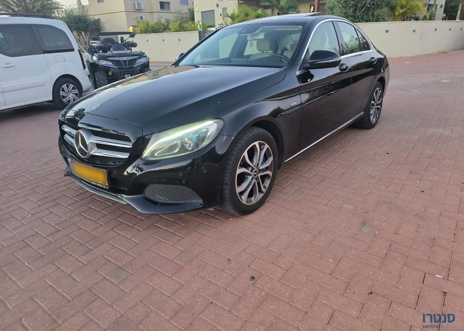 2017' Mercedes-Benz C-Class מרצדס-בנץ photo #3